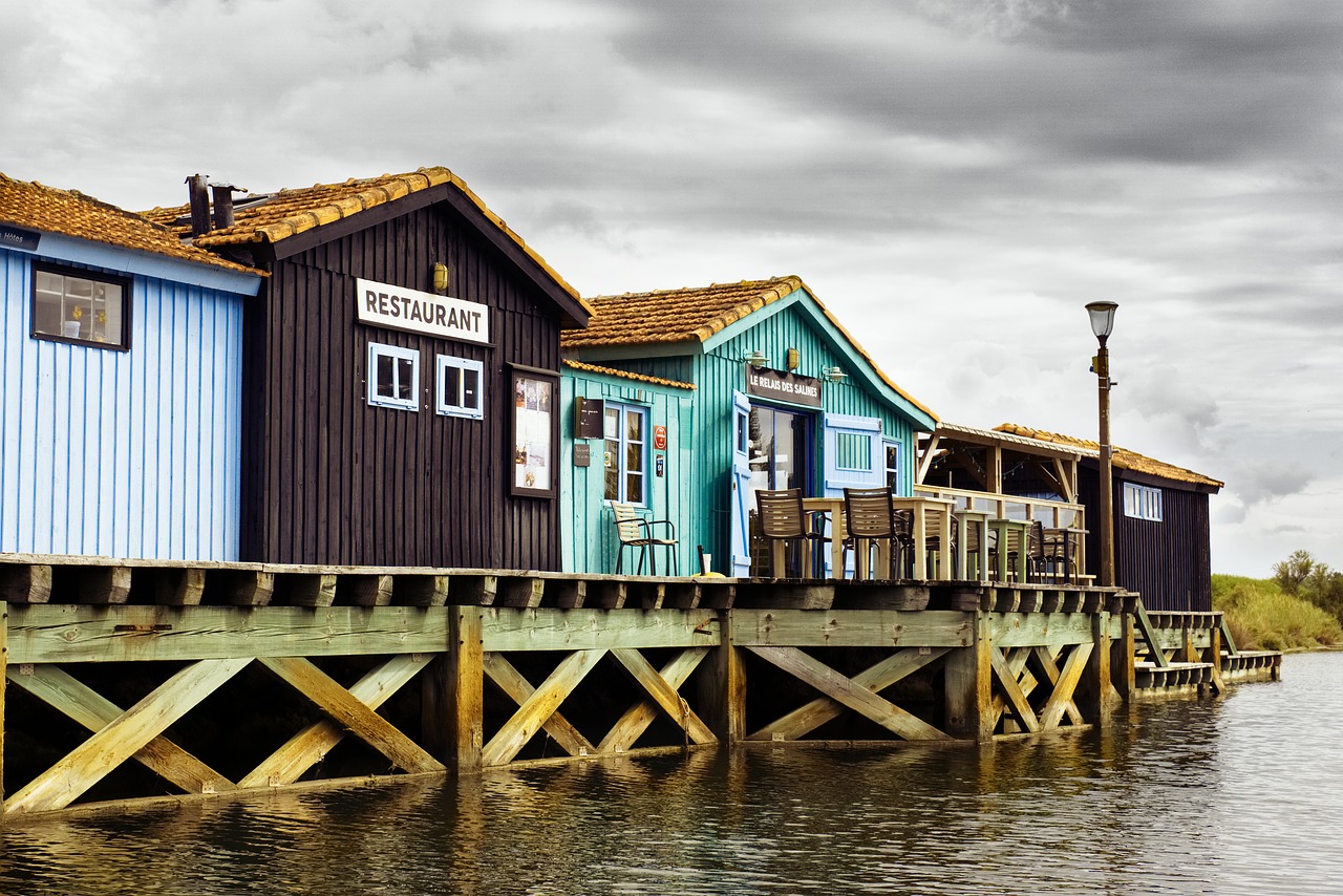 cabins  fishing  cabin free photo