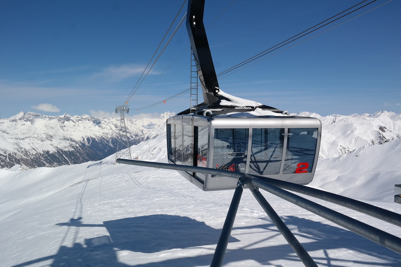 cable car gondola aerial tramway free photo