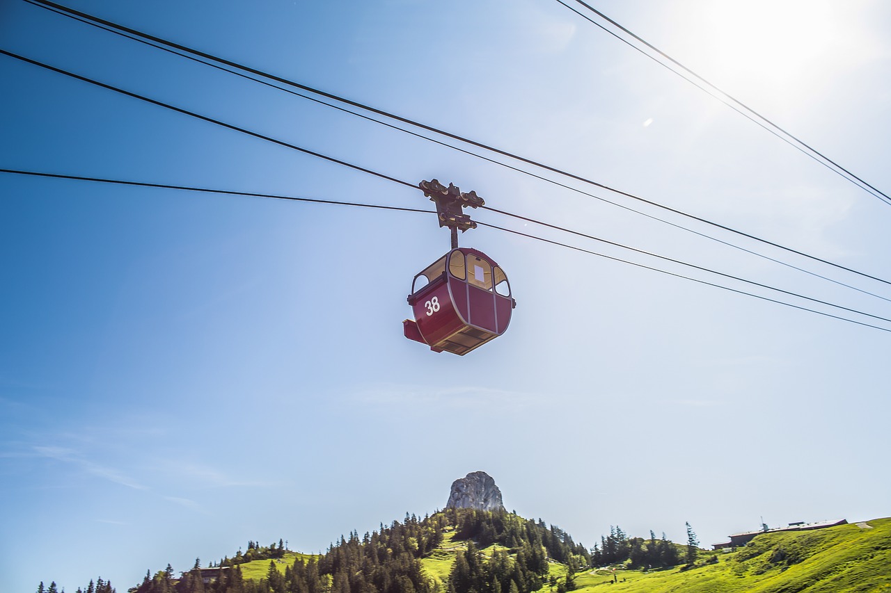 cable car  gondola  alpine free photo