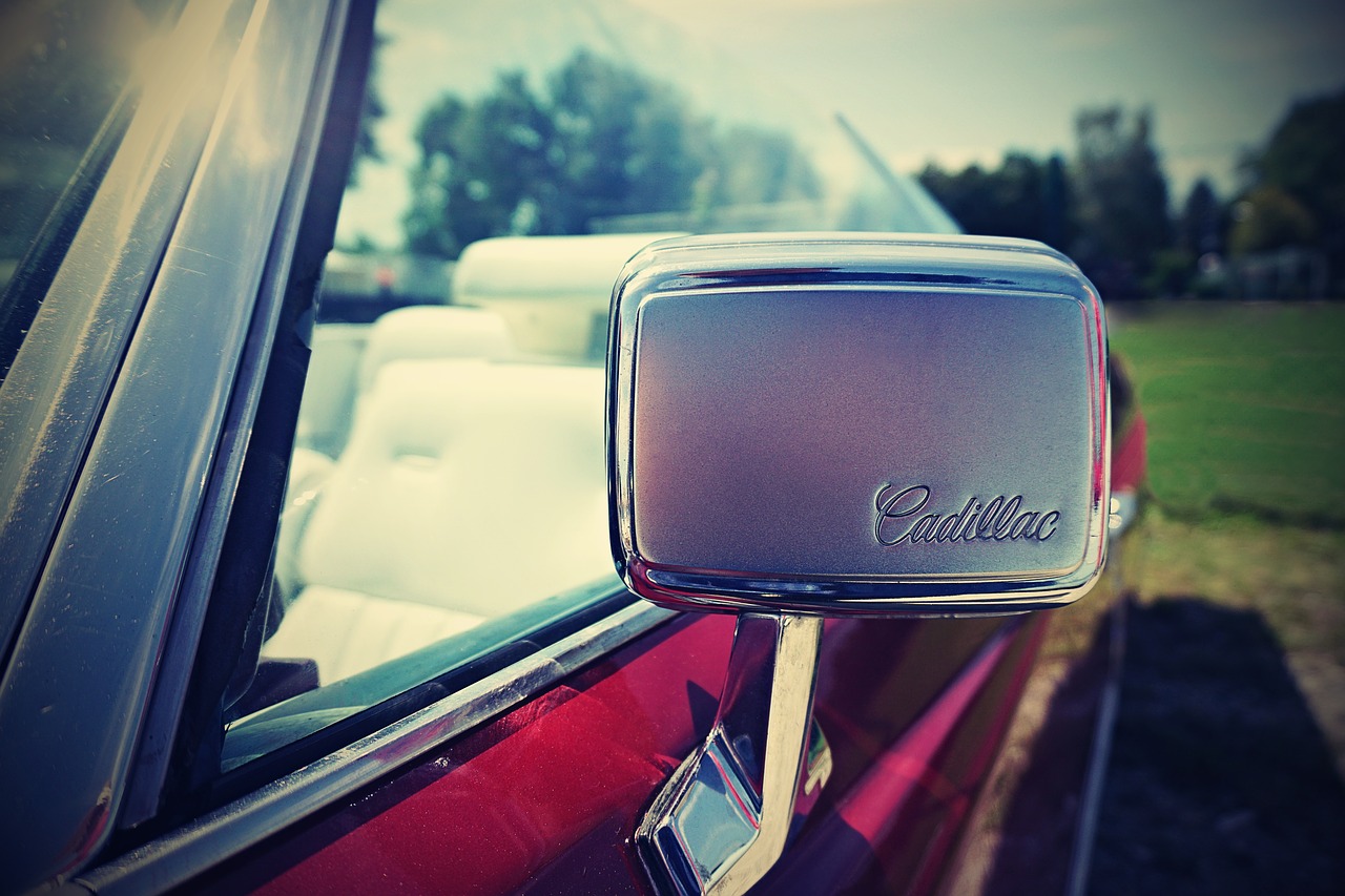 cadillac  oldtimer  us free photo