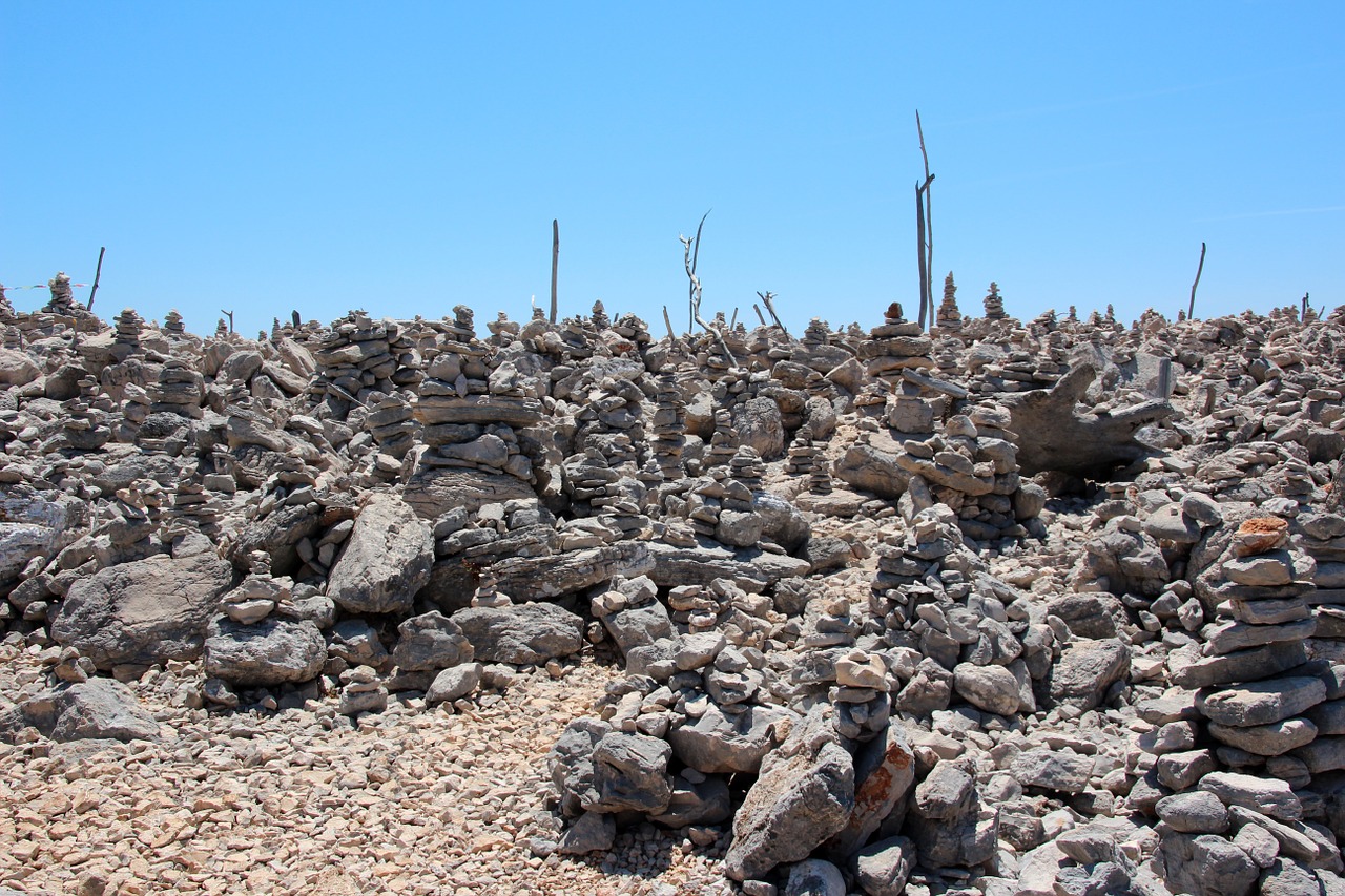 cairn stones stacked up free photo