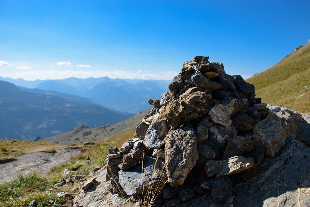 cairn pierre mountain free photo