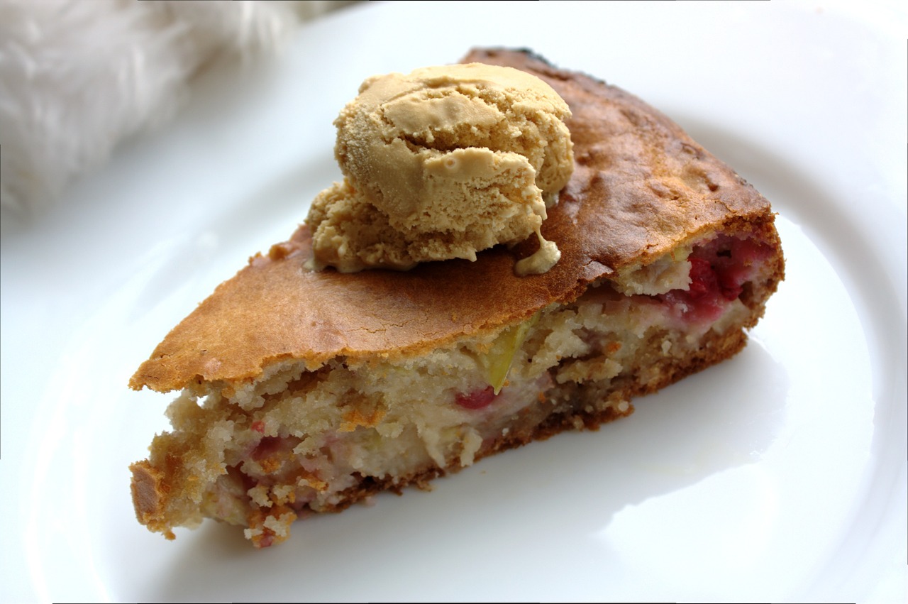 cake apple pie kitchen free photo