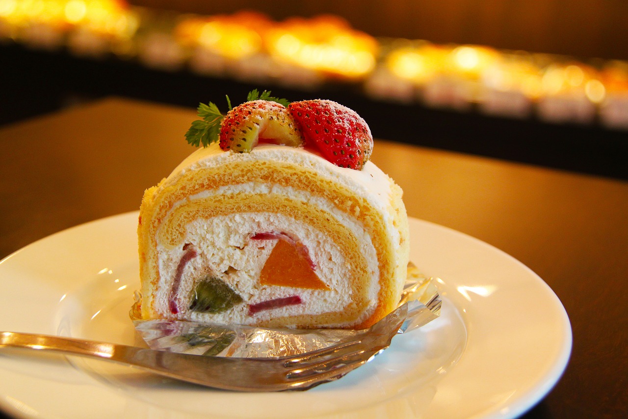 cake cream strawberry free photo
