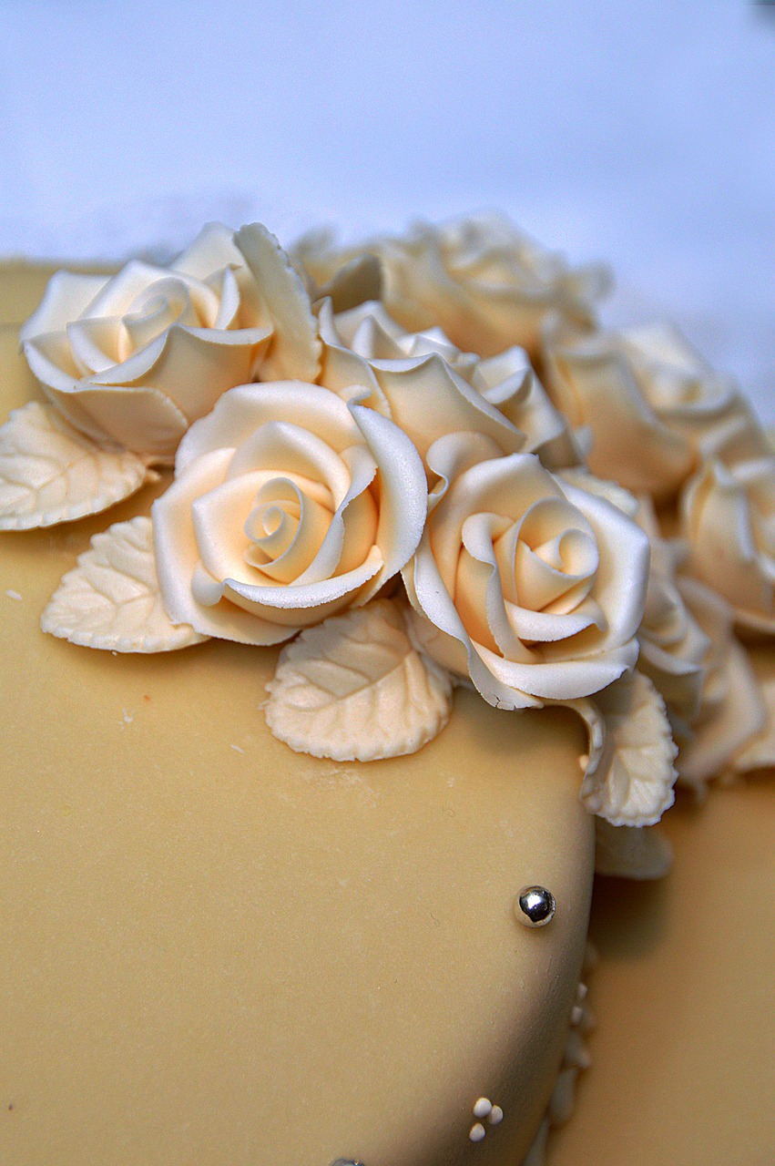 cake wedding cake marzipan free photo