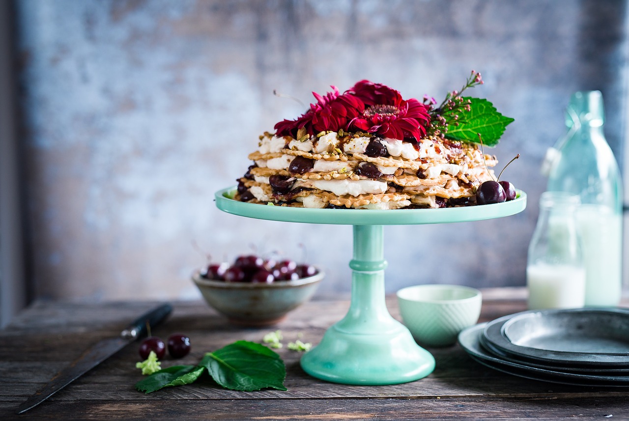 cake dessert fruits free photo