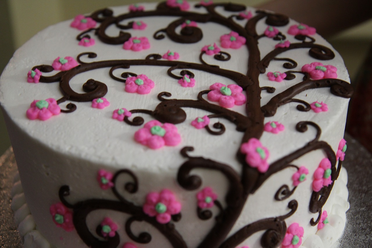 cake dessert icing free photo