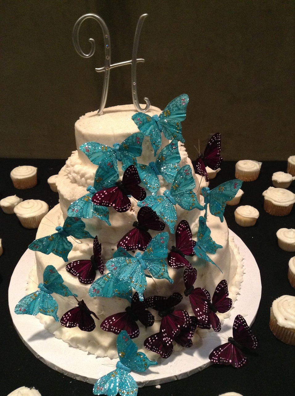 cake decorating wedding butterfly free photo