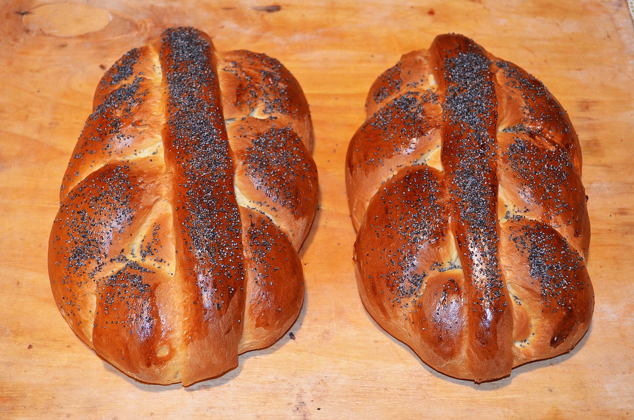 cake yeast chałka bread free photo