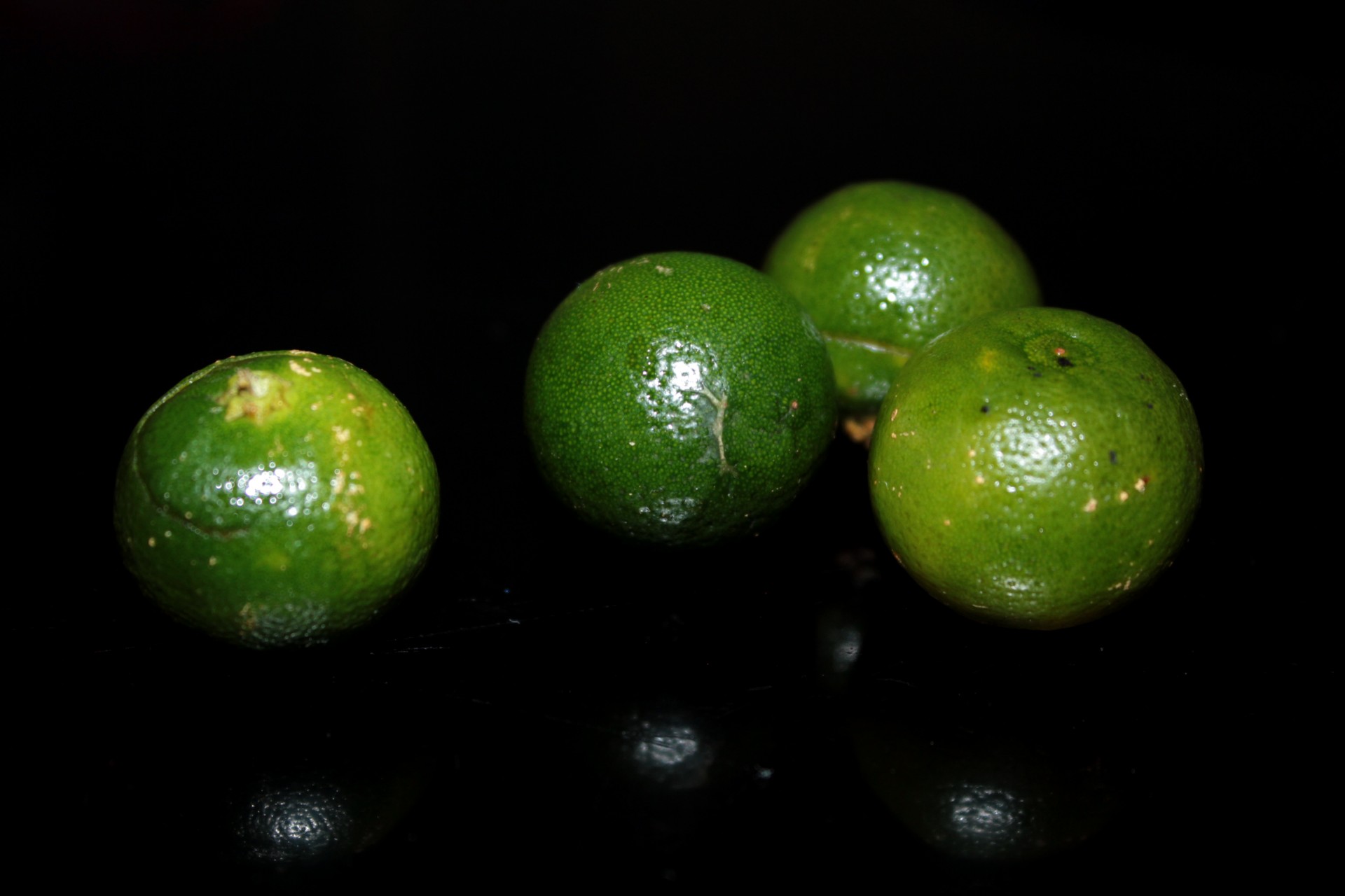 calamansi fruit round free photo