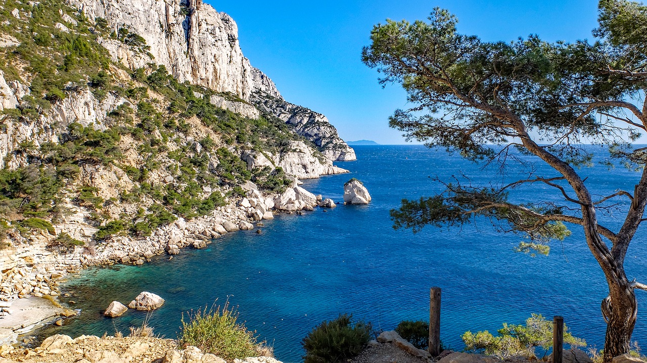 calanque marseille sea free photo