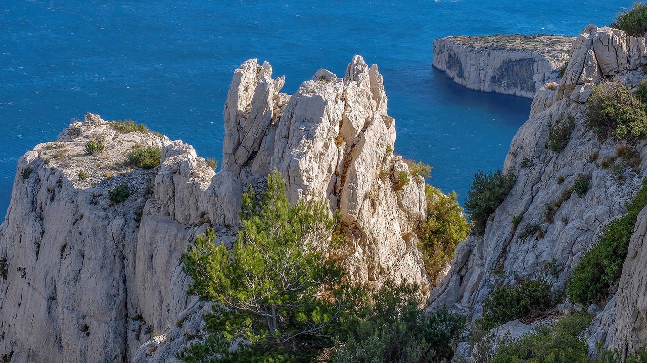 calanque marseille sea free photo