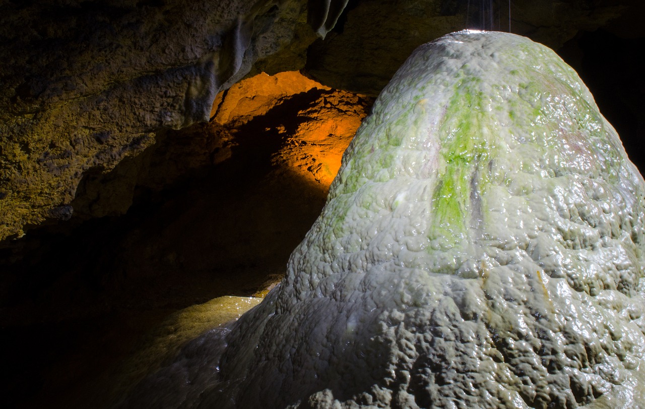 calcite millionaire stalactite free photo