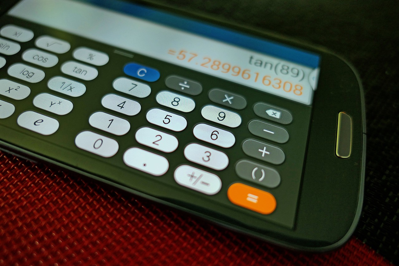 calculating machine  count  calculator free photo