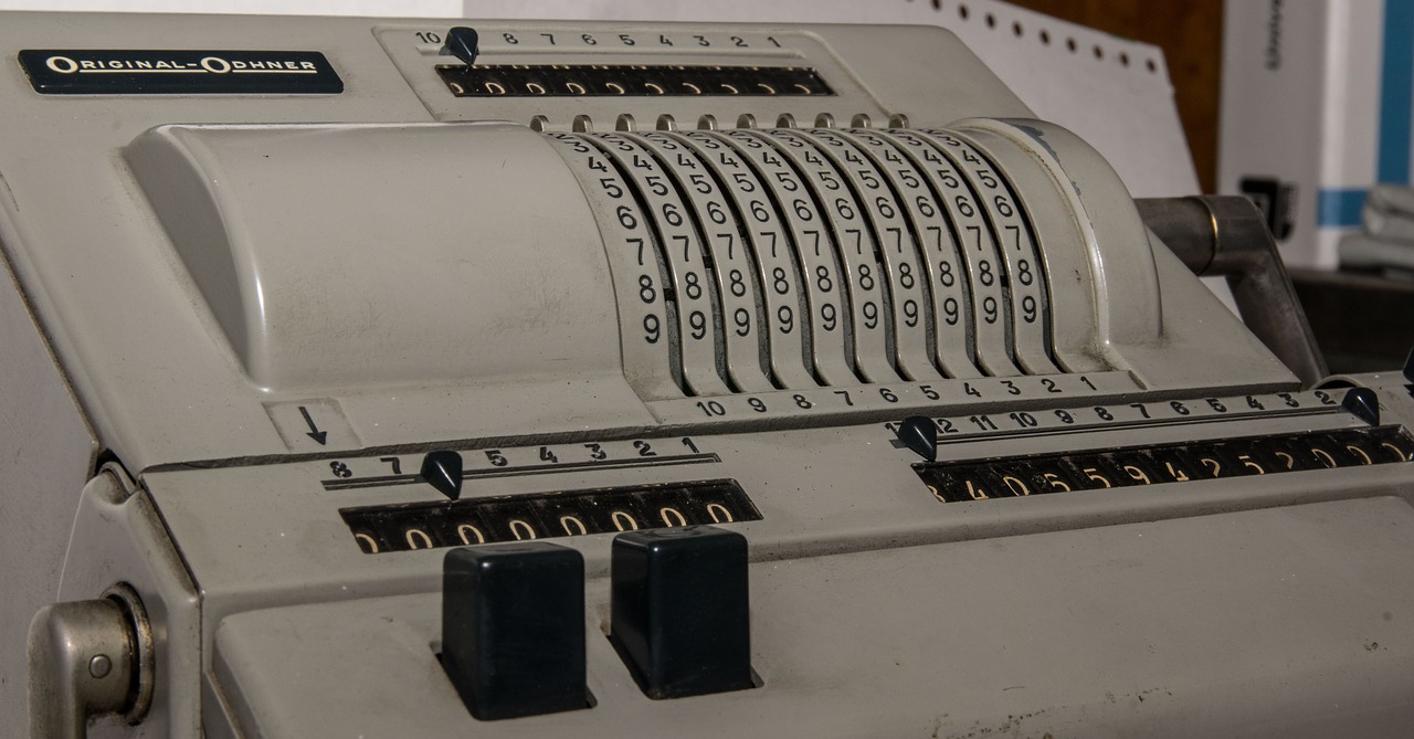 calculating machine  office  count free photo