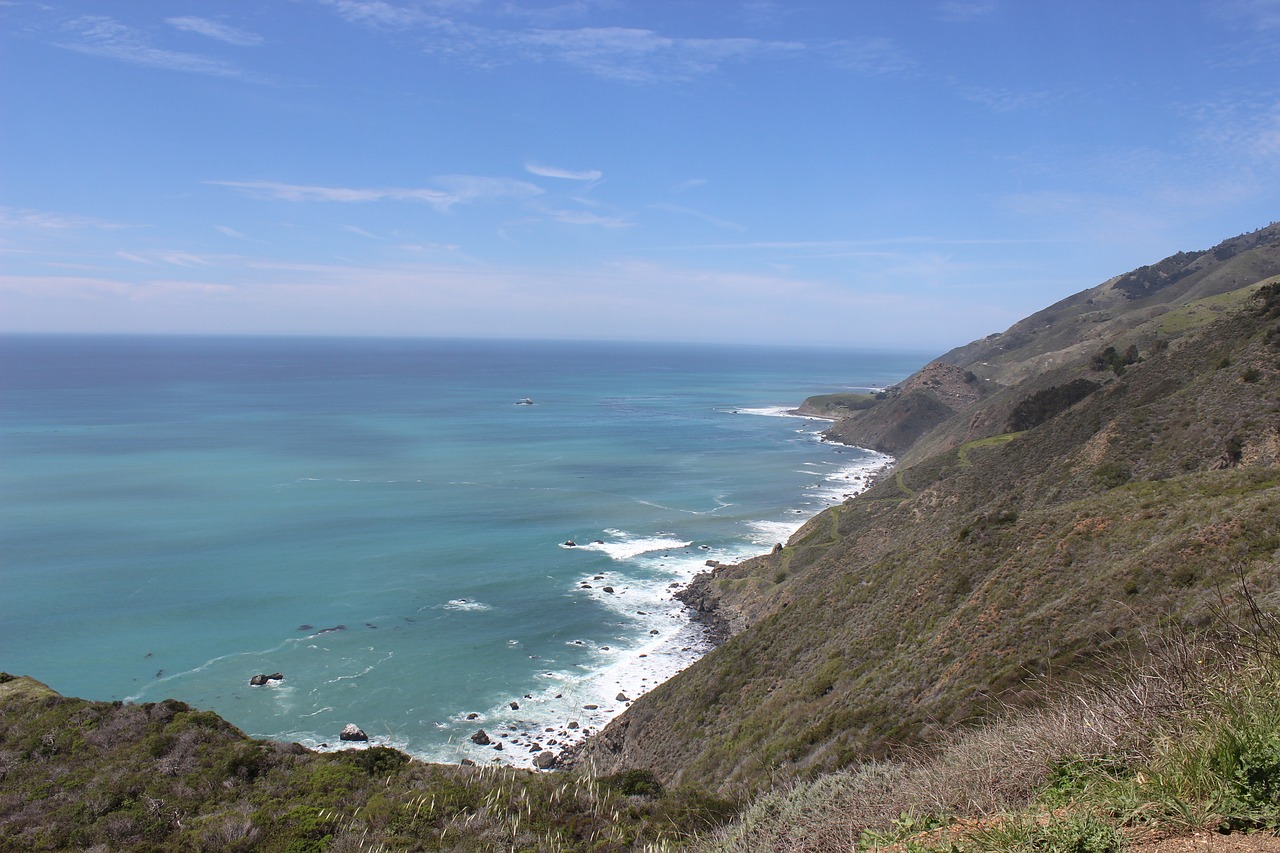 california  coast line  ocean cliff free photo