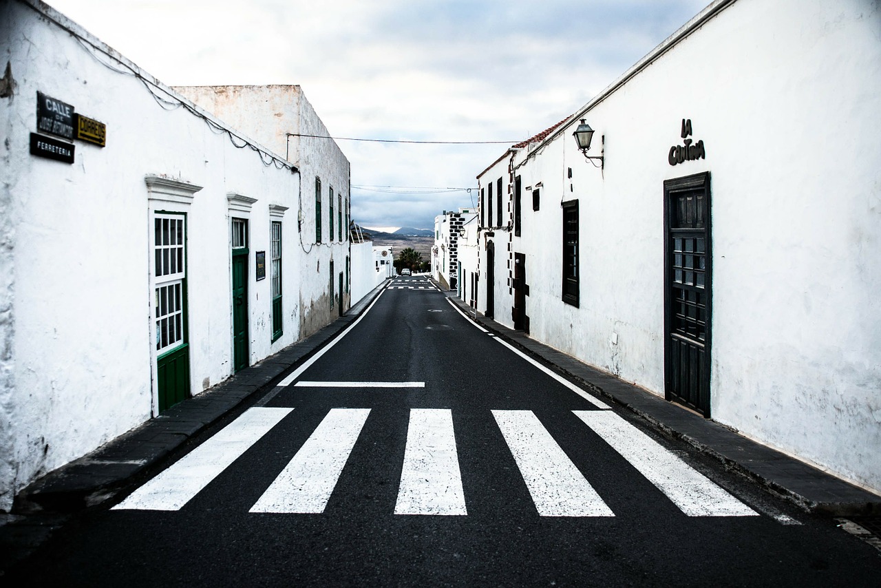 calle jose betancort teguise lanzarote free photo