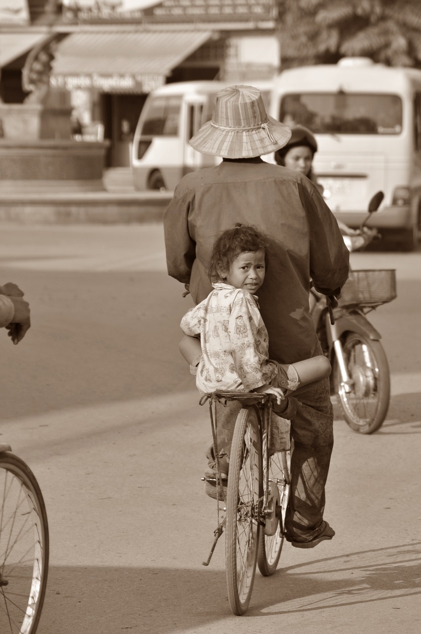 cambodia girl child free photo