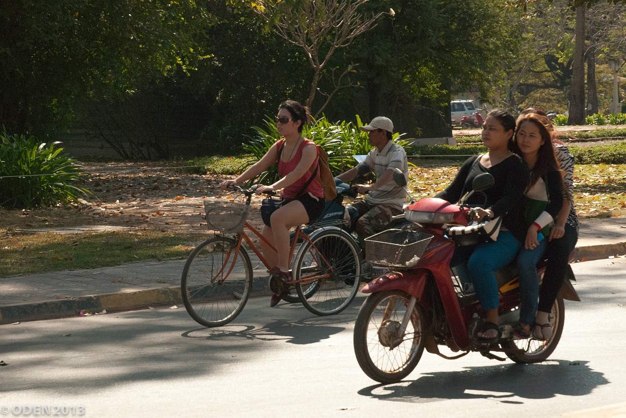 cambodia siem reap traffic free photo