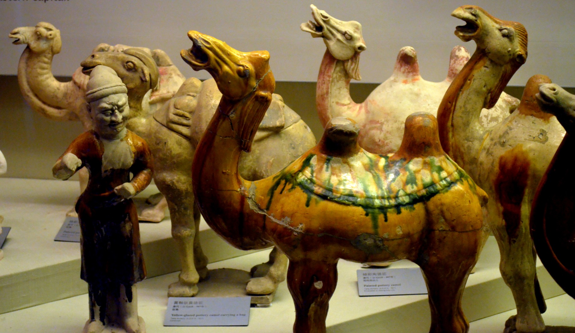 figurines camel archeology free photo