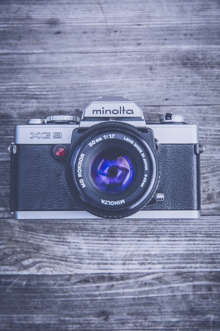 camera vintage retro free photo