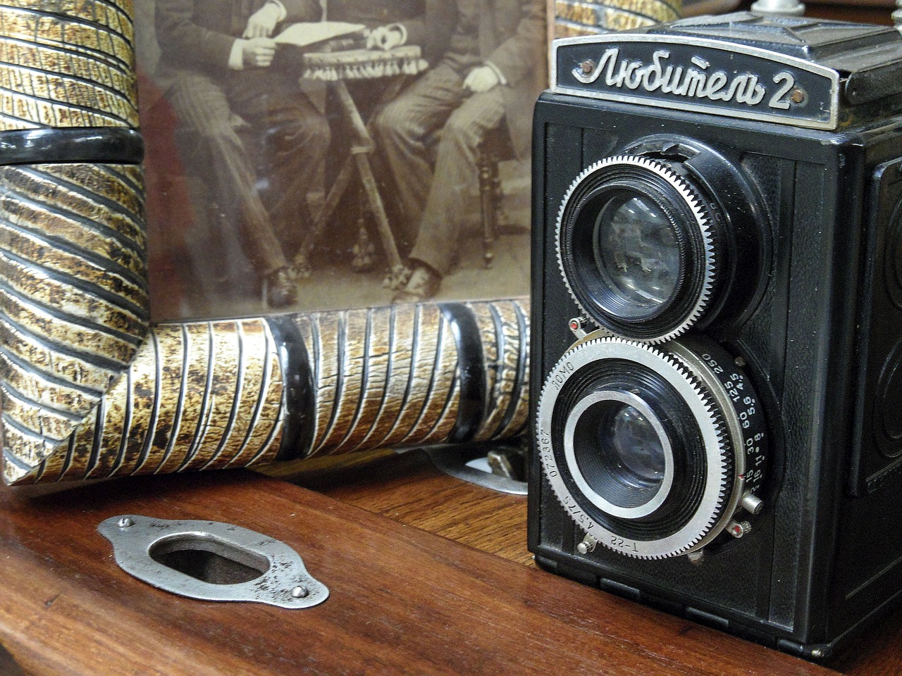 camera wood vintage free photo