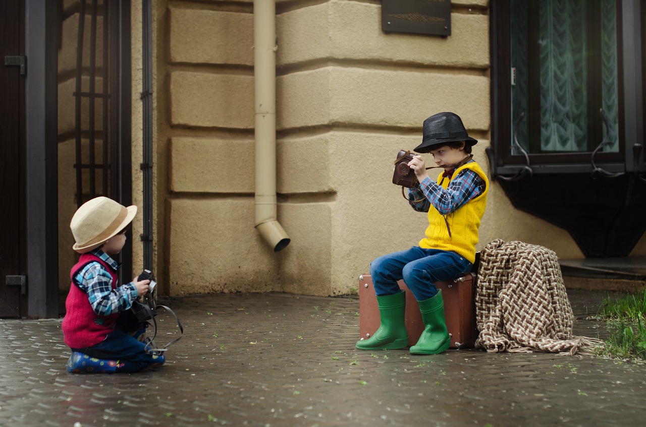 camera boys hat free photo