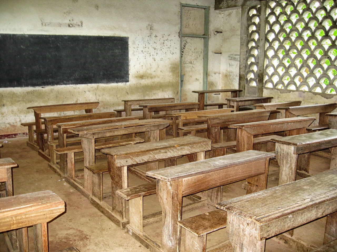 cameroon school classroom free photo