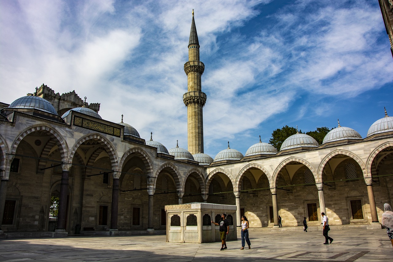 cami  islam  minaret free photo