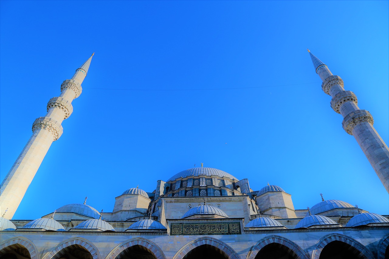 cami  the minarets  istanbul free photo
