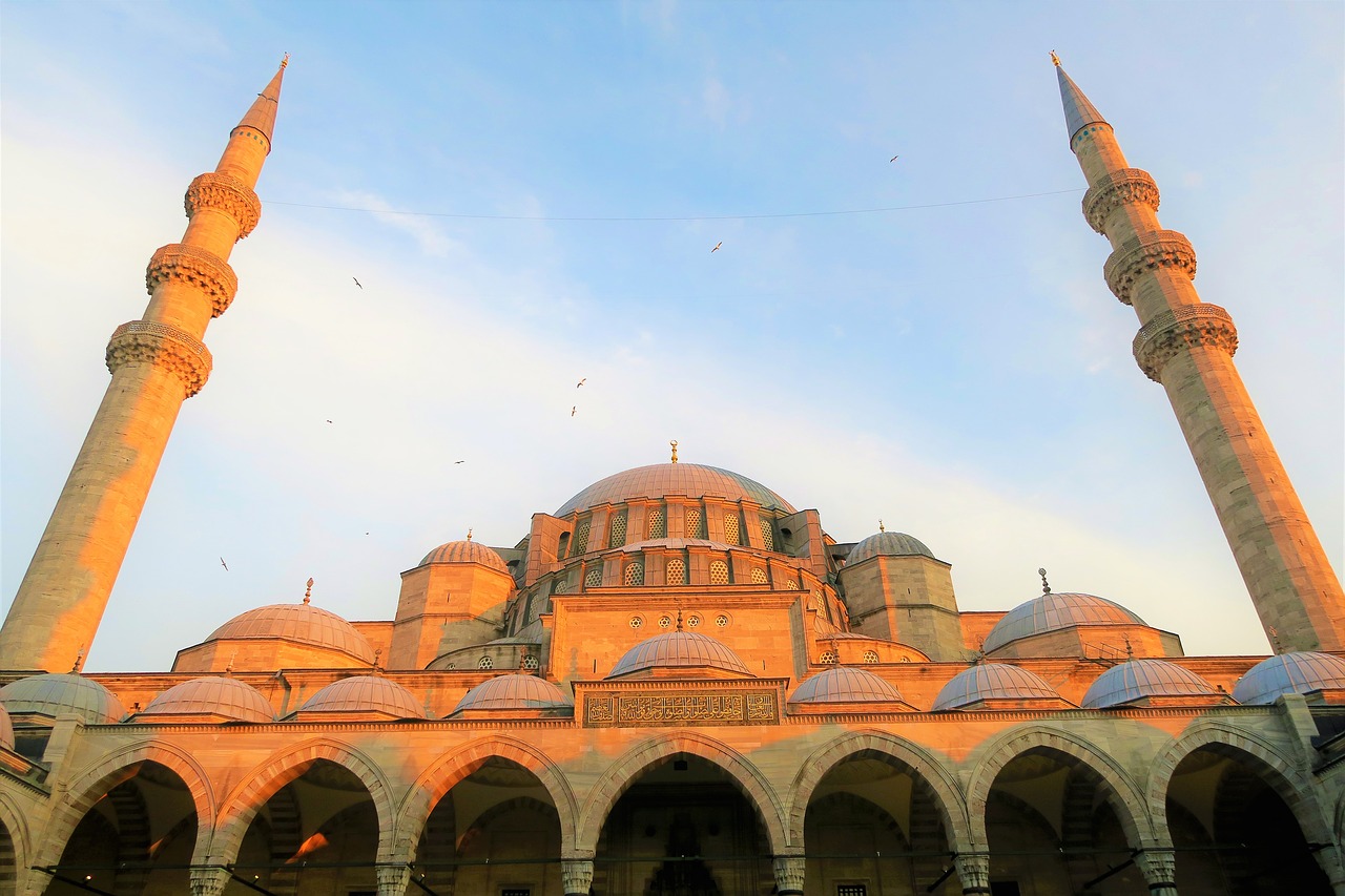 cami  minaret  istanbul free photo