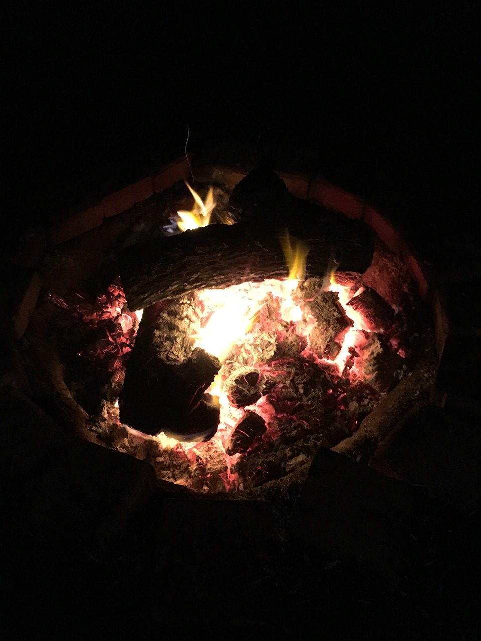 camp fire fire fire pit free photo