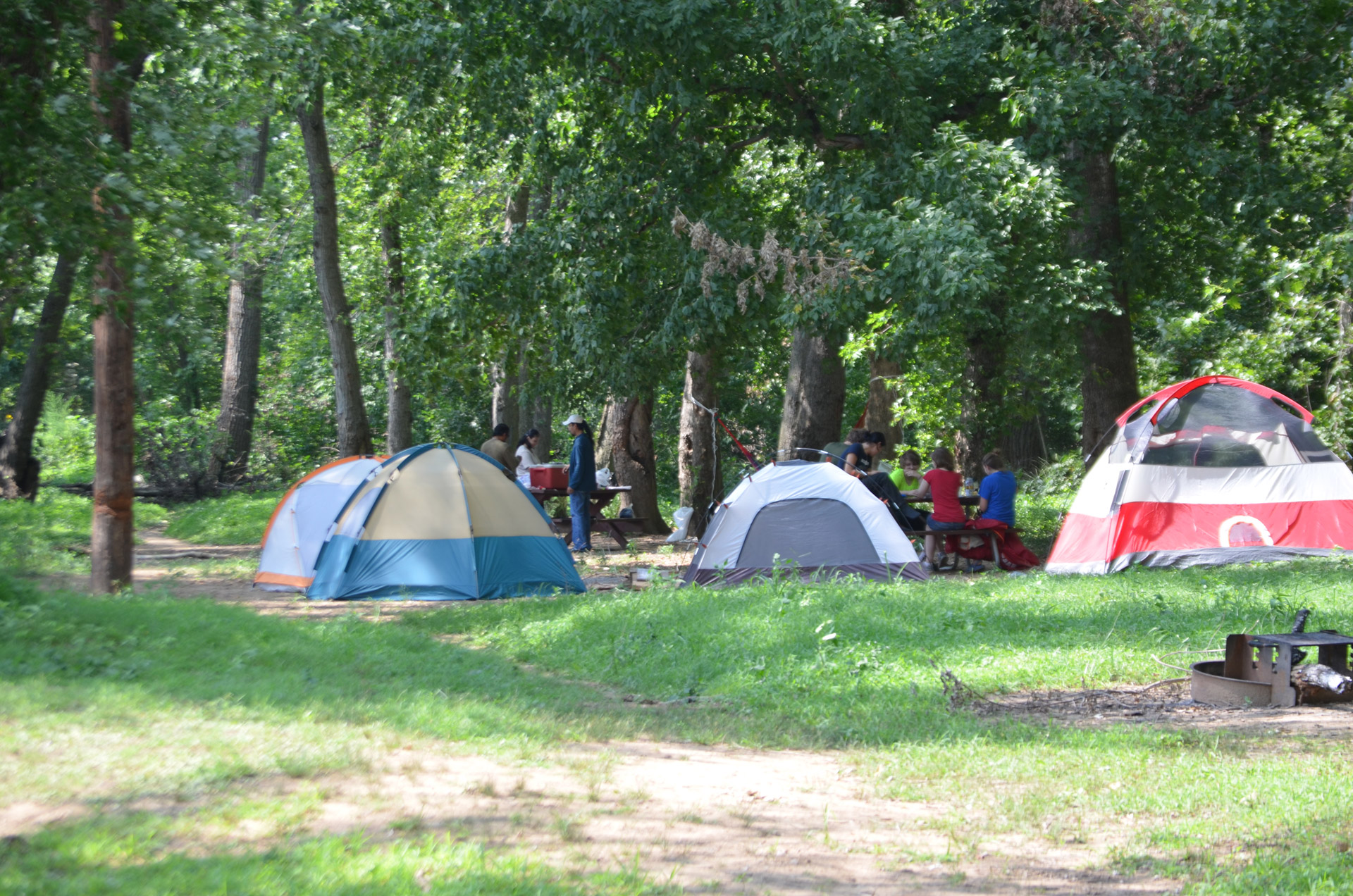 camper campers camping free photo