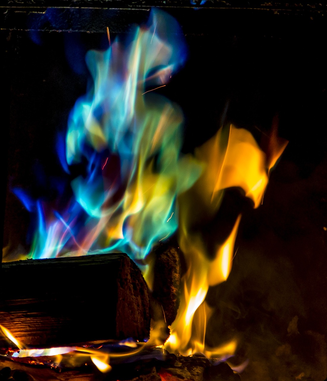 campfire colored flames firewood free photo