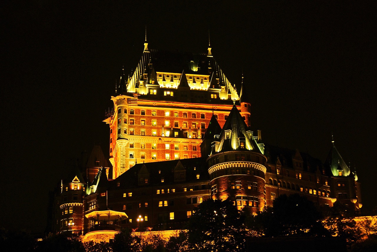 canada quebec hotel free photo