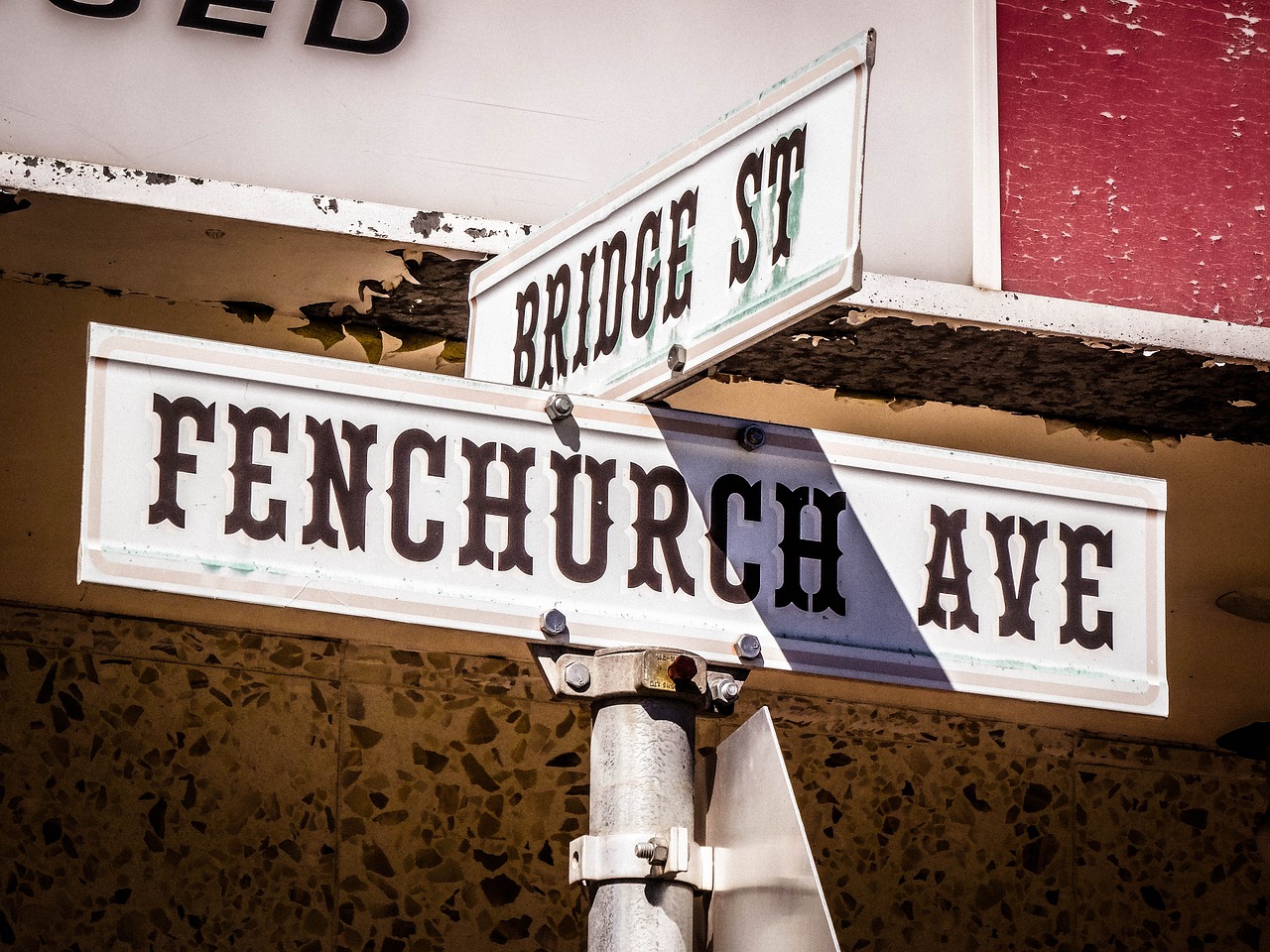 canada shield street sign free photo