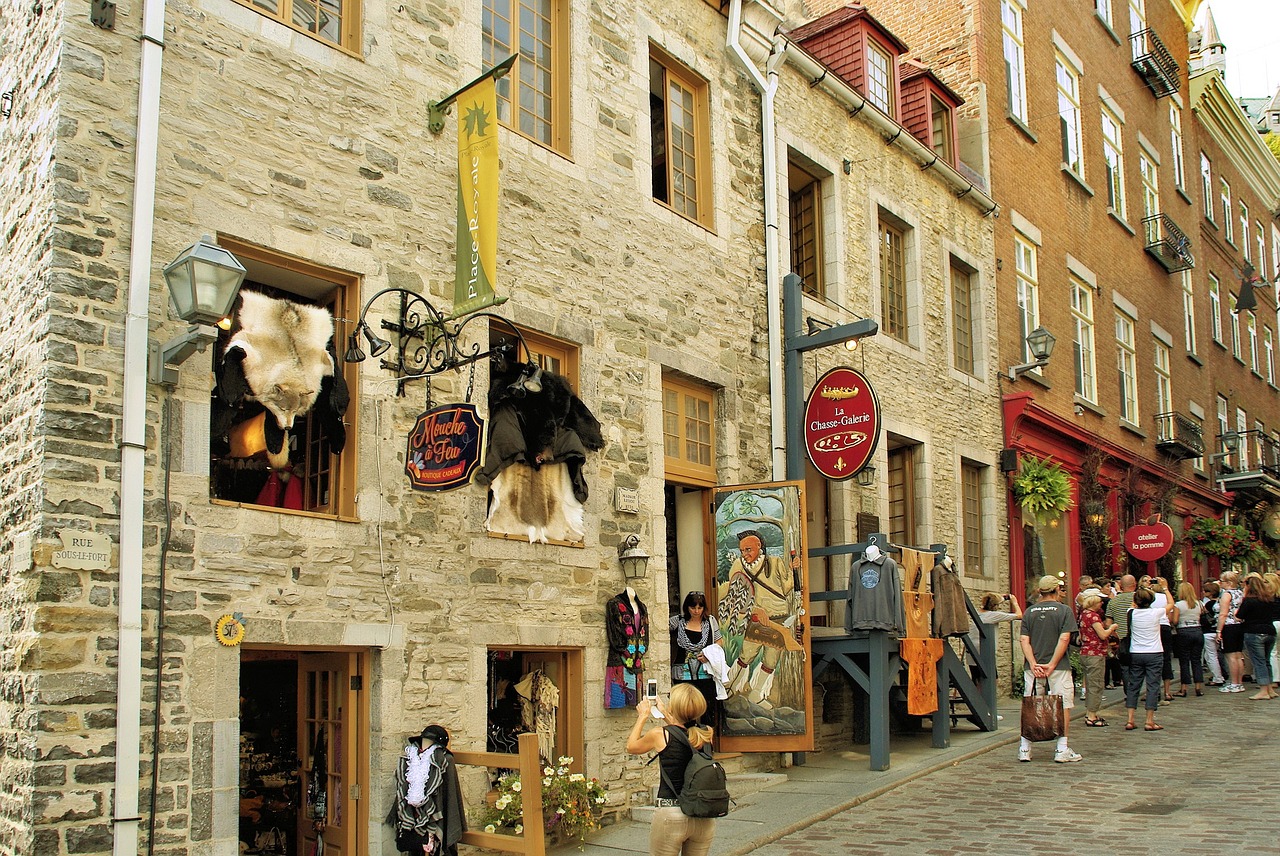 canada quebec old town free photo