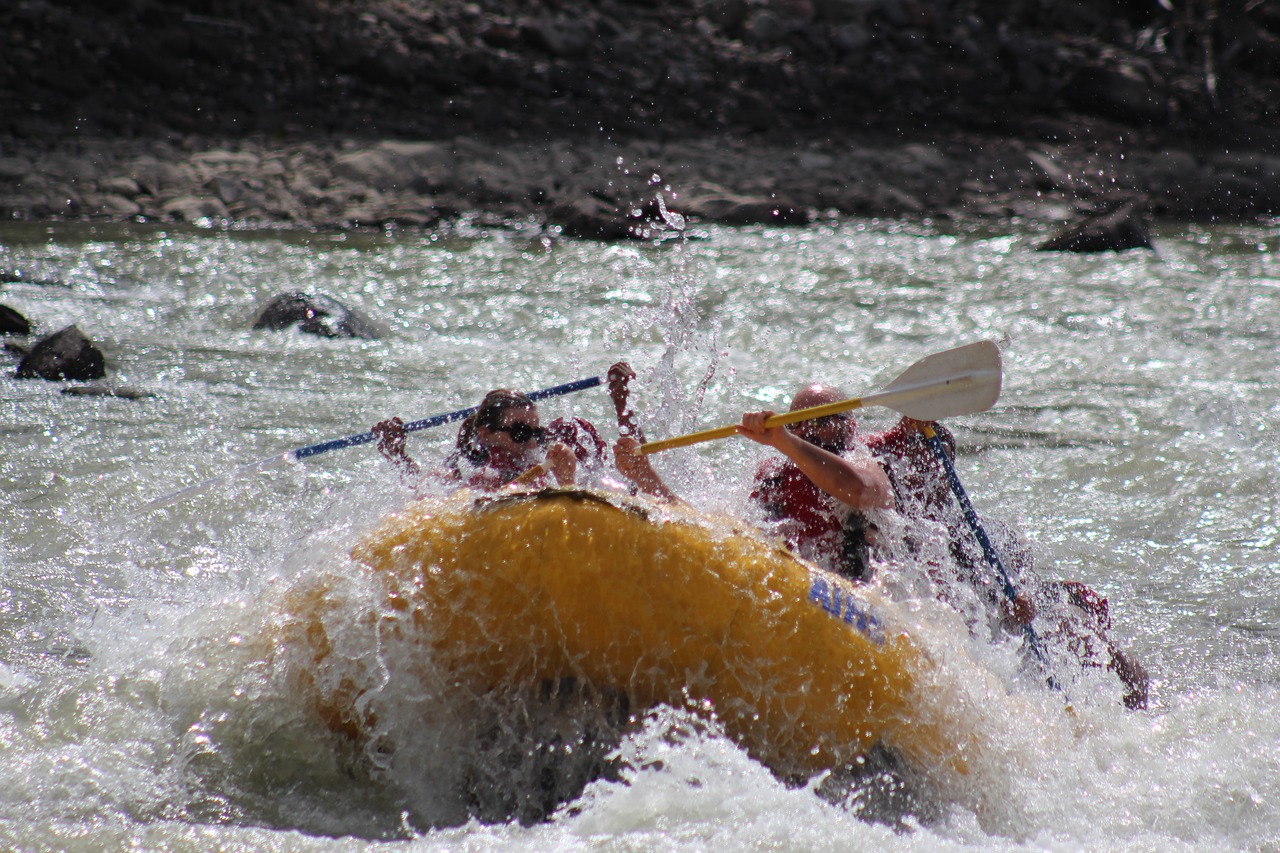 canada whitewater rafting water free photo
