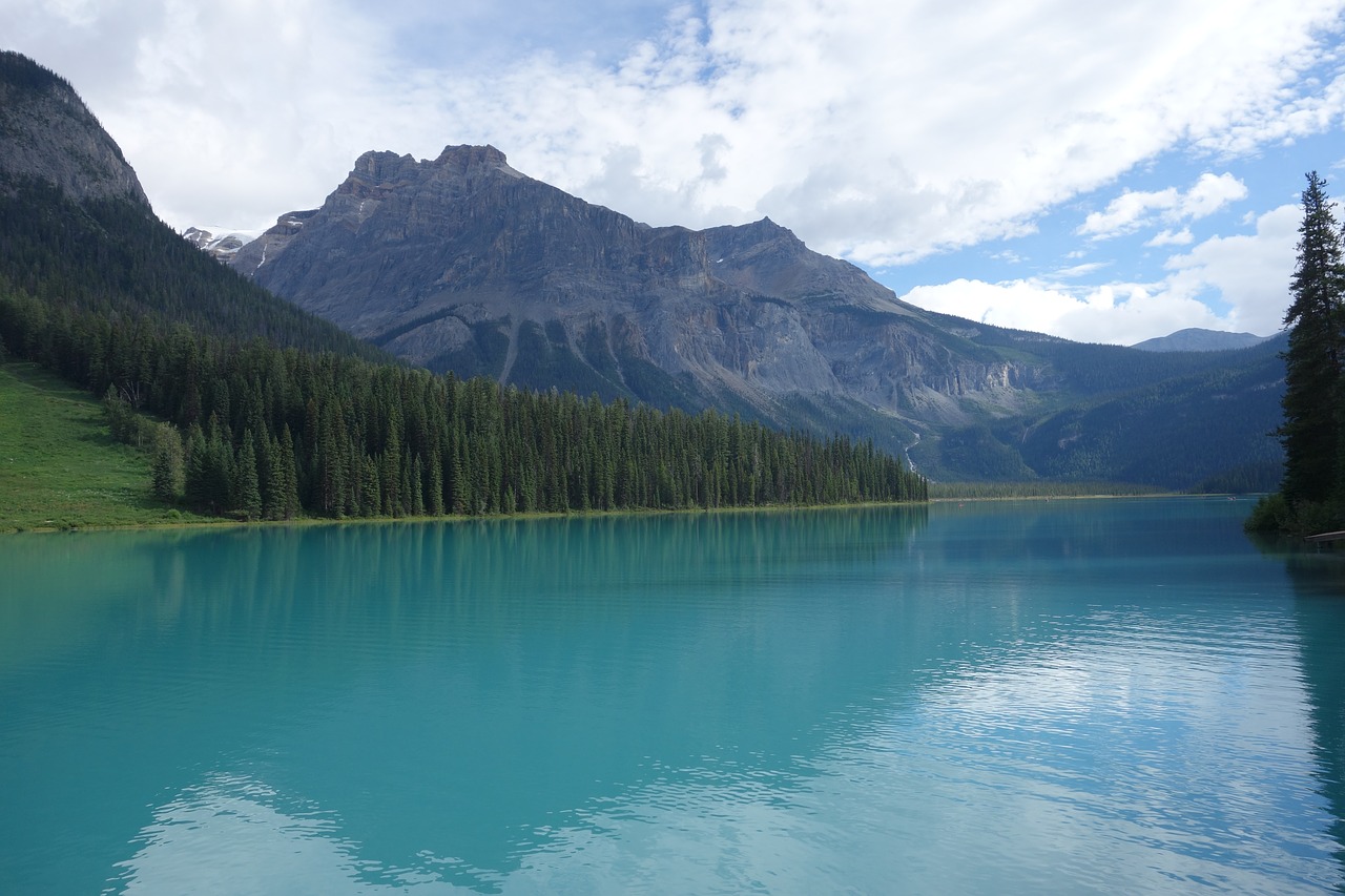 canada lake landscape free photo