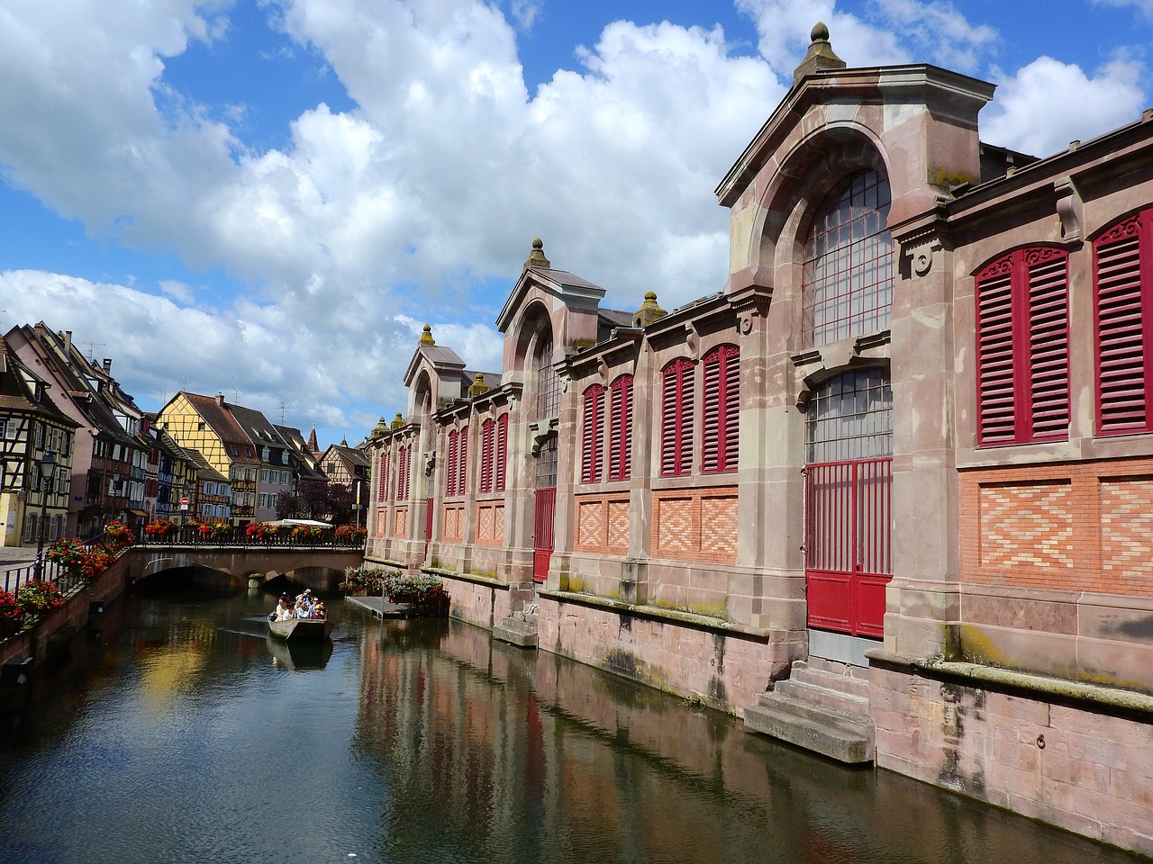 canal historical center france free photo
