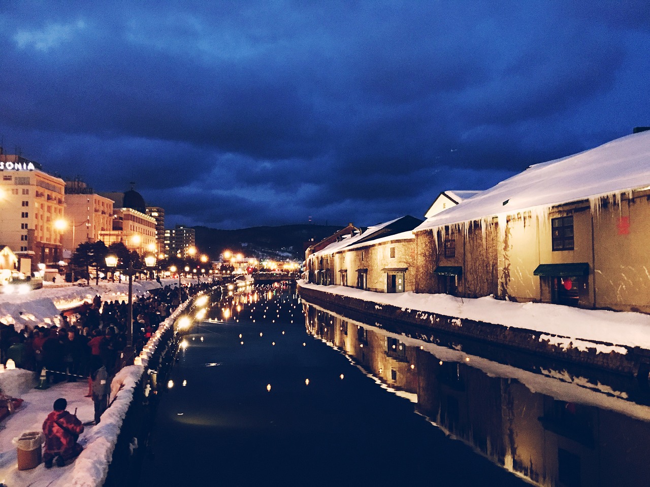 canal otaru night view free photo