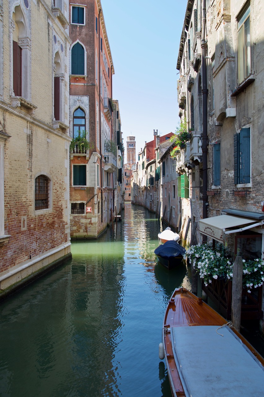canal venice venezia free photo