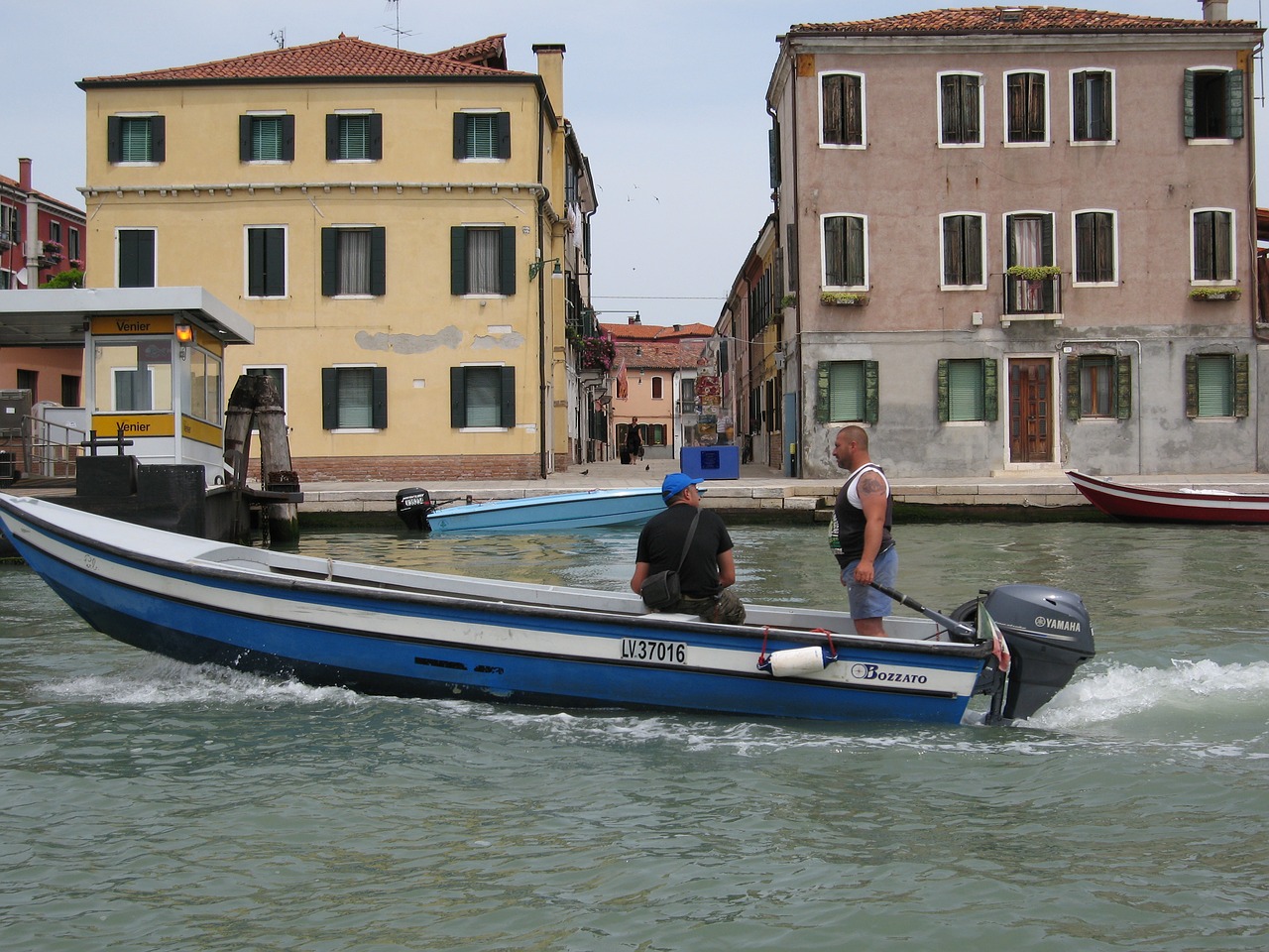 canal venice italy free photo