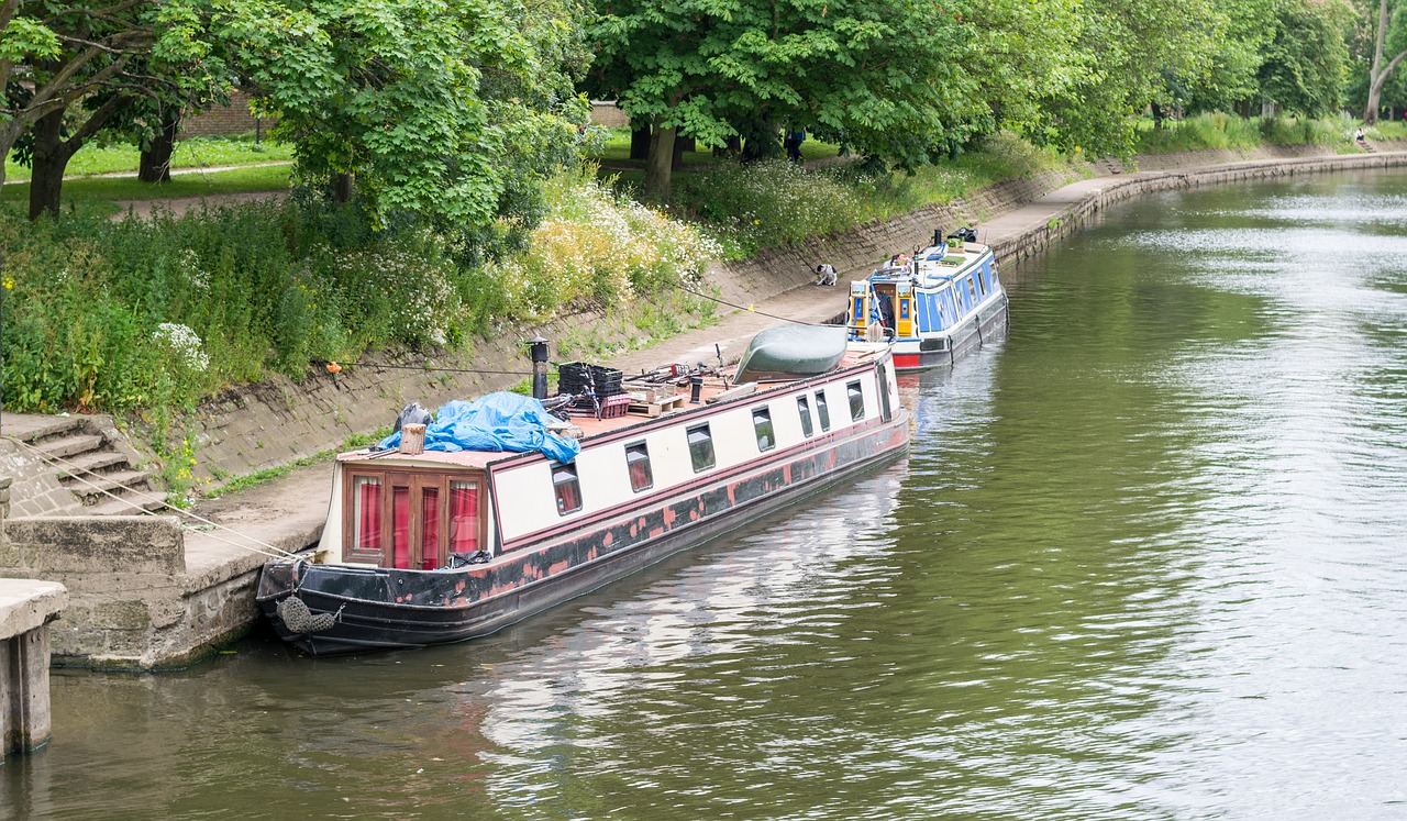 canal  boat  water free photo