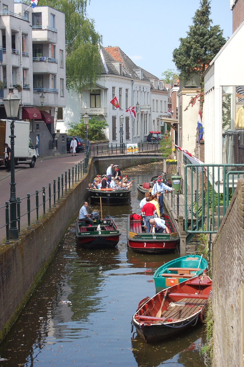 canal amersfoort boat free photo