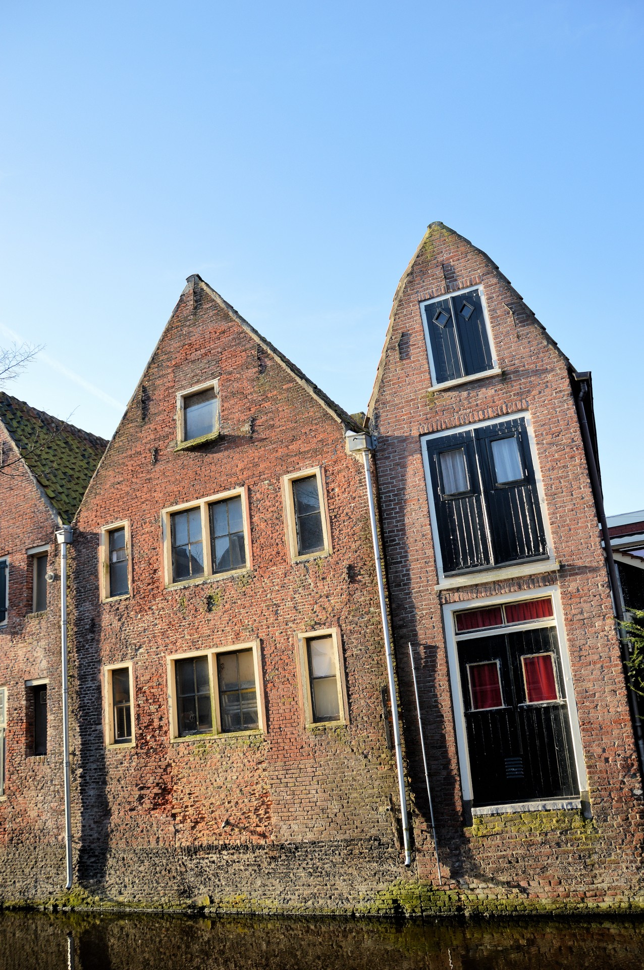 canal houses city free photo