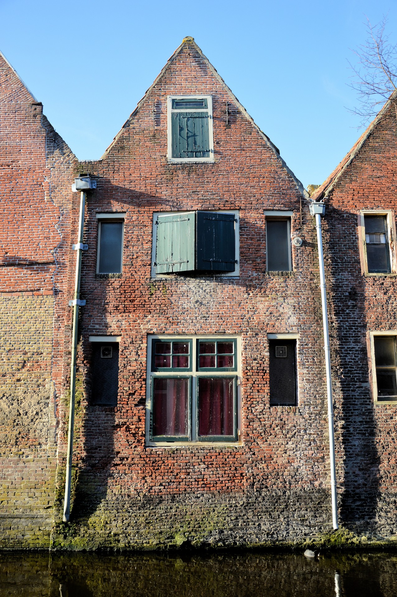 canal houses city free photo