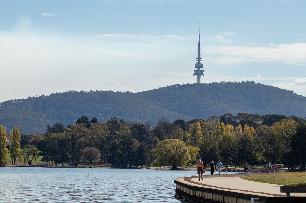 canberra  water  lake free photo