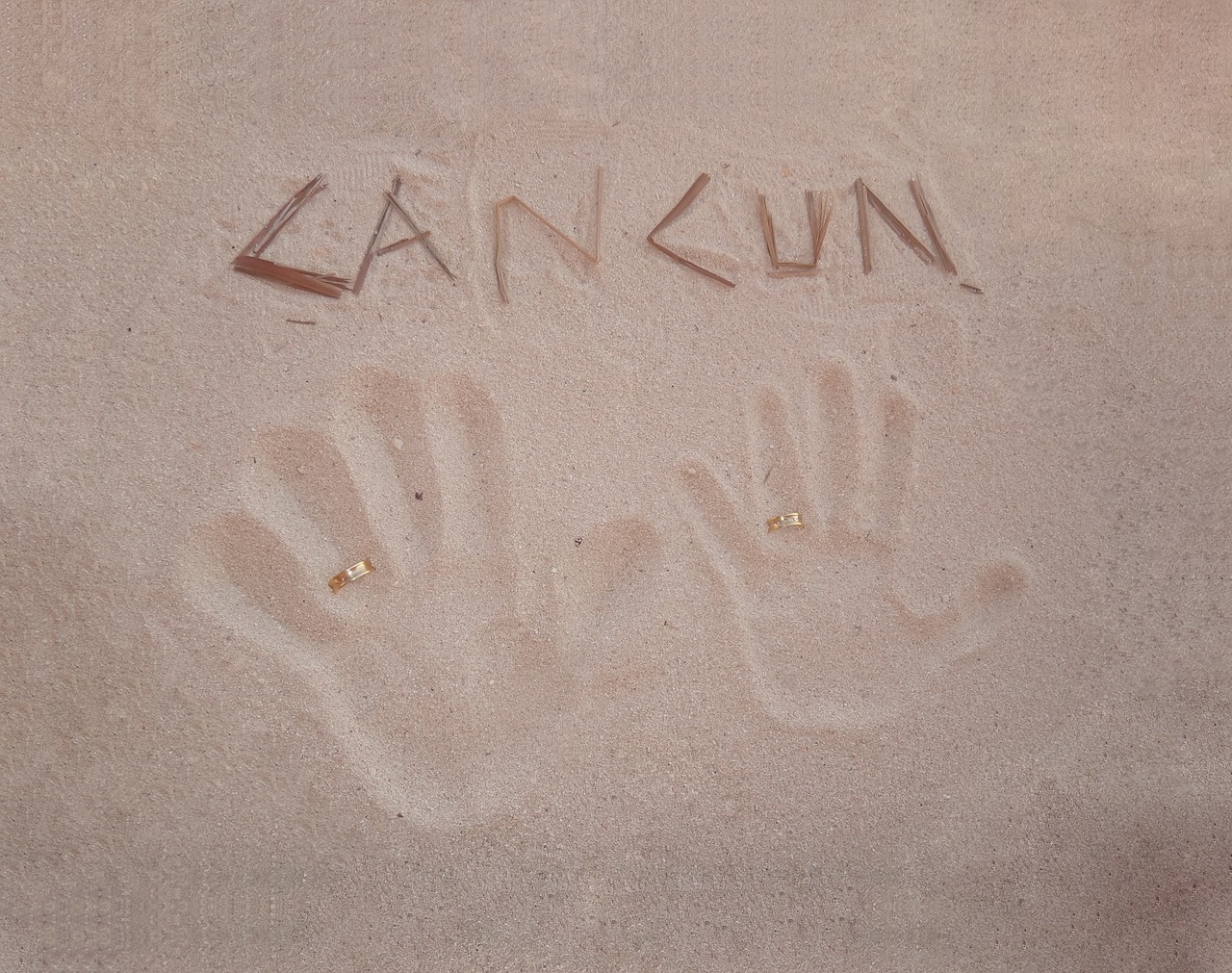 cancun beach honeymoon free photo