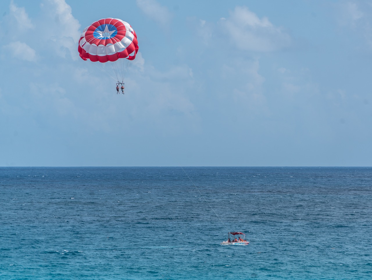 cancun  mexico  parasailing free photo